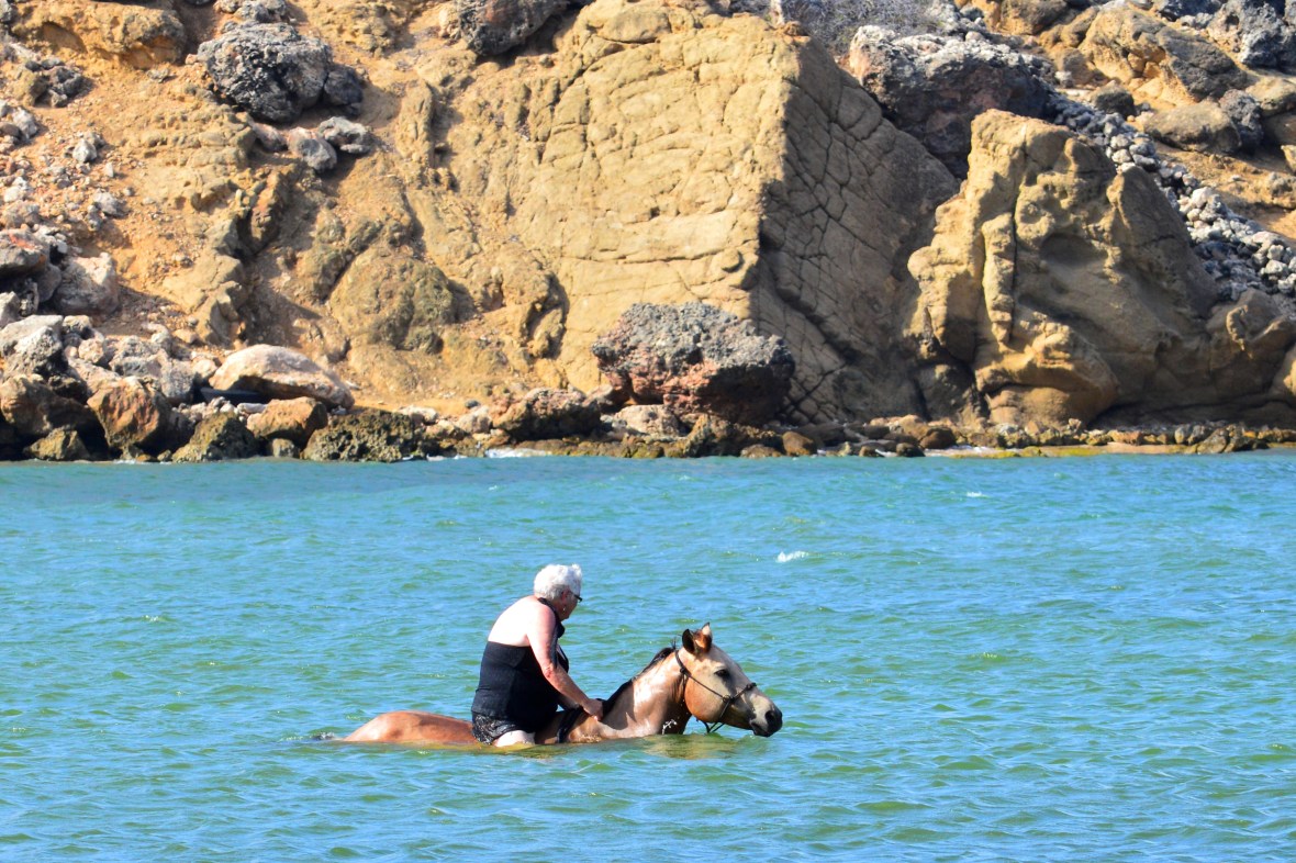 Ride&Swim tour with two&nbsp;sisters!